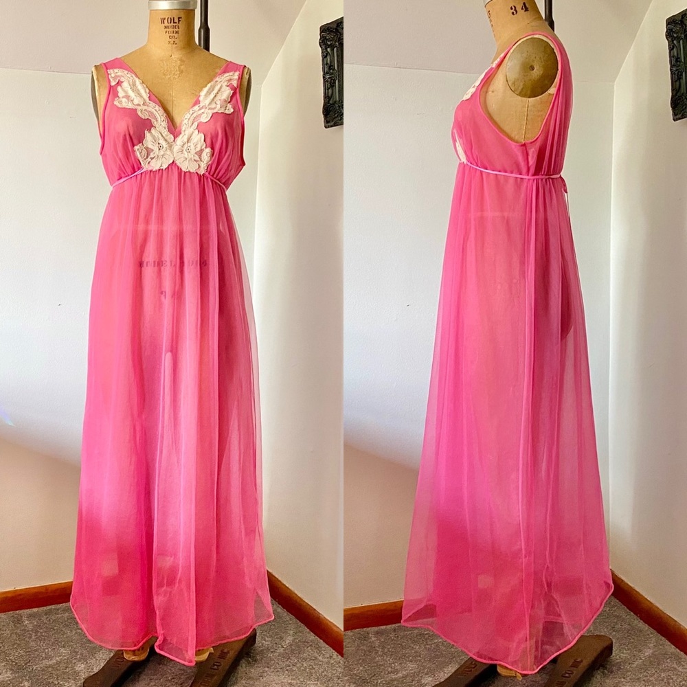 vintage 70s Aristocraft by Superior pink nightgown
